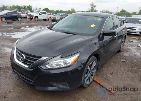 2016 Nissan Altima 2.5 Sr из США, поврежденный, VIN 1N4AL3AP2GC128229